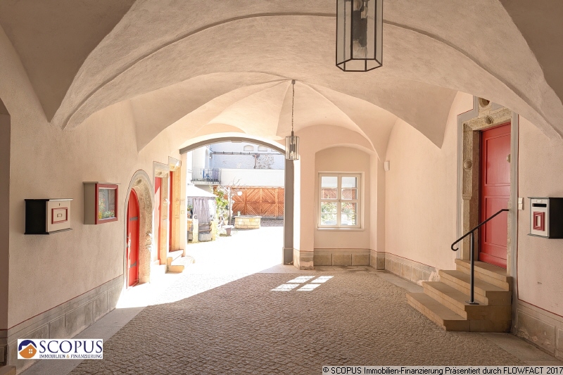 Zufahrt zum Innenhof